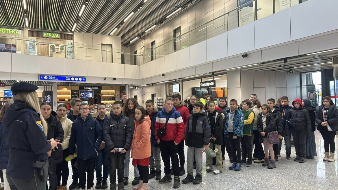 Posjeta učenika Međunarodnom aerodromu Sarajevo